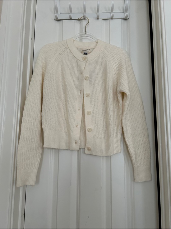 Universal Thread Sweaters - Universal Thread Cream Button-Up Knit Cardigan